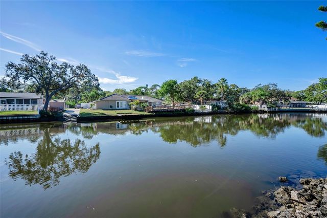 2391 ROBERTA LANE, Clearwater, FL 33764