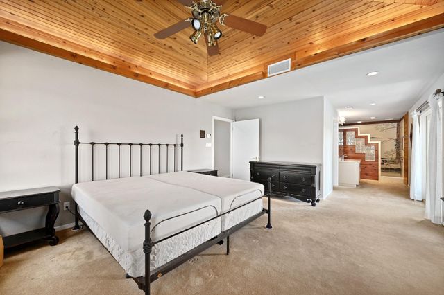 9106 Yucca Mountain RD, Austin, TX 78759
