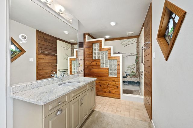 9106 Yucca Mountain RD, Austin, TX 78759