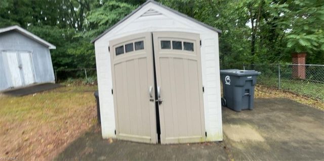 902 Ross Avenue, Greensboro, NC 27406