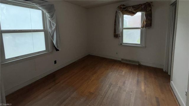902 Ross Avenue, Greensboro, NC 27406