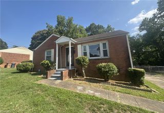 902 Ross Avenue, Greensboro, NC 27406