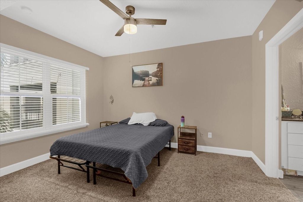 Image 15 of property listing at 304 E SOUTH STREET 2026, Orlando, FL 32801