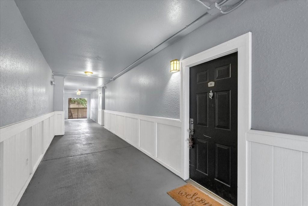 Image 21 of property listing at 304 E SOUTH STREET 2026, Orlando, FL 32801