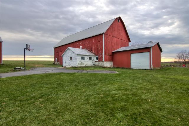 4844 Markgraff Road, Fall Creek, WI 54742