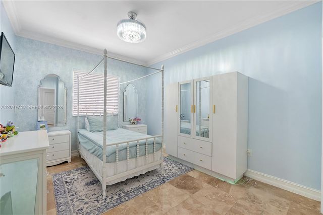 16732 NW 89th Pl, Miami Lakes, FL 33018