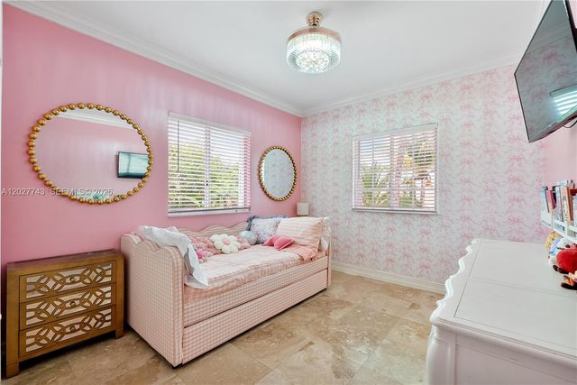 16732 NW 89th Pl, Miami Lakes, FL 33018