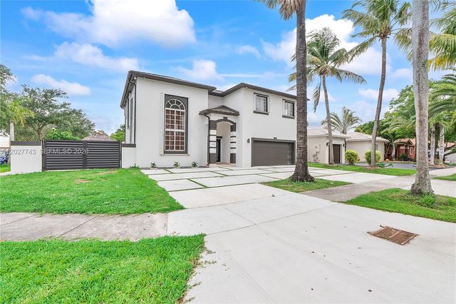 16732 NW 89th Pl, Miami Lakes, FL 33018