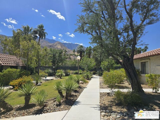 365 W Mariscal Road, Palm Springs, CA 92262