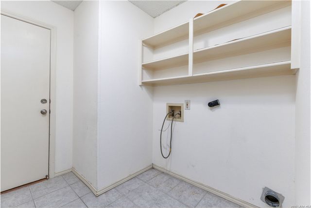 6215 mission hills, San Antonio, TX 78244