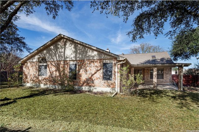 6215 mission hills, San Antonio, TX 78244