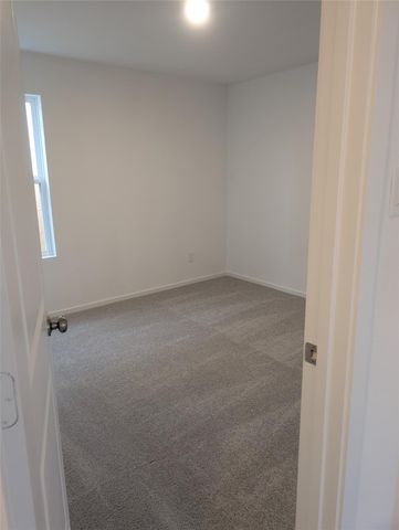 9039 Marbled Duck Drive, Baytown, TX 77521