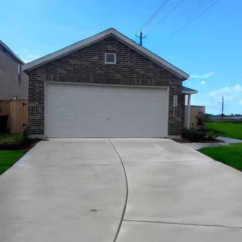 9039 Marbled Duck Drive, Baytown, TX 77521