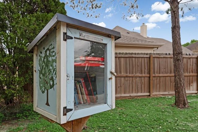 8722 Hardeman Court, Houston, TX 77064