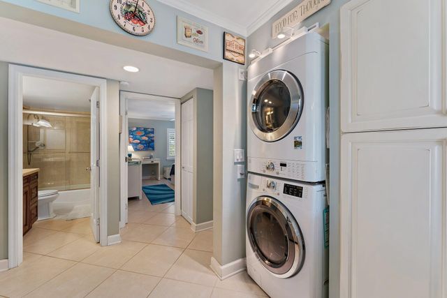 1605 Us-1 B206, Jupiter, FL 33477