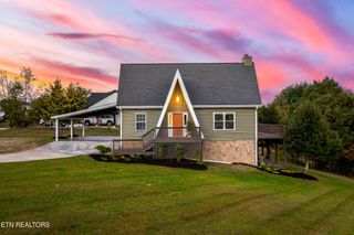 836 River Cliff Drive, Kodak, TN 37764