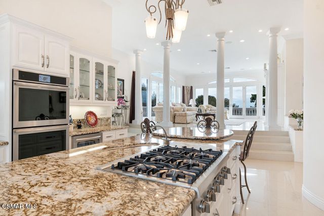 932 Rosario Drive, Thousand Oaks, CA 91362