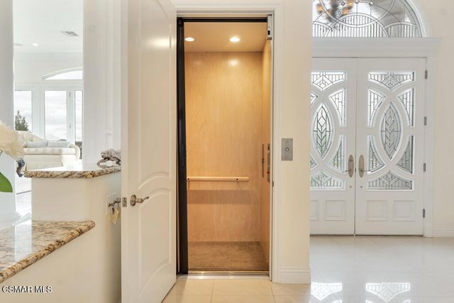 932 Rosario Drive, Thousand Oaks, CA 91362