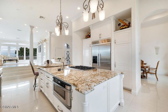 932 Rosario Drive, Thousand Oaks, CA 91362