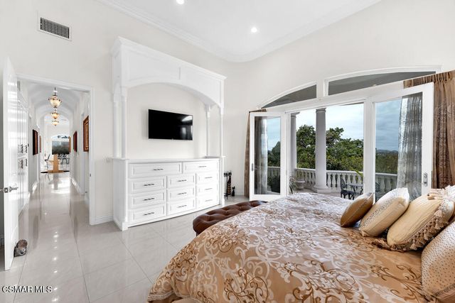 932 Rosario Drive, Thousand Oaks, CA 91362