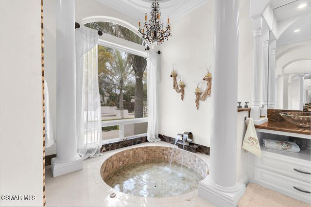 932 Rosario Drive, Thousand Oaks, CA 91362