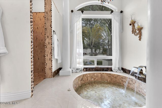 932 Rosario Drive, Thousand Oaks, CA 91362