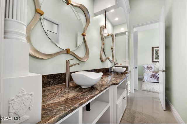 932 Rosario Drive, Thousand Oaks, CA 91362