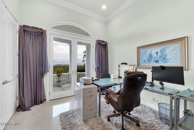 932 Rosario Drive, Thousand Oaks, CA 91362