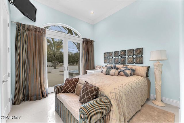 932 Rosario Drive, Thousand Oaks, CA 91362