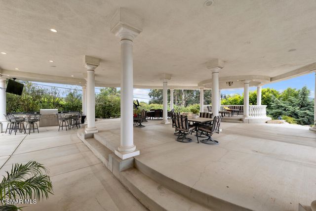 932 Rosario Drive, Thousand Oaks, CA 91362