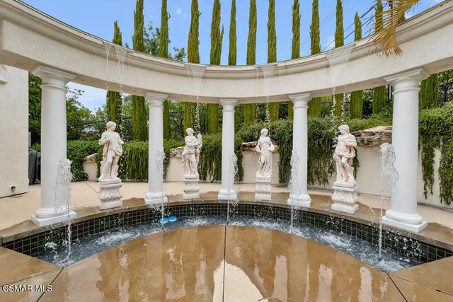 932 Rosario Drive, Thousand Oaks, CA 91362