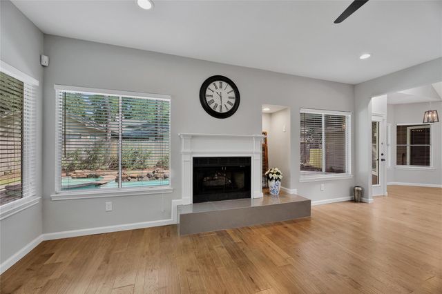 35 Cornerbrook Place, The Woodlands, TX 77381