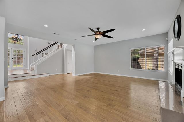 35 Cornerbrook Place, The Woodlands, TX 77381