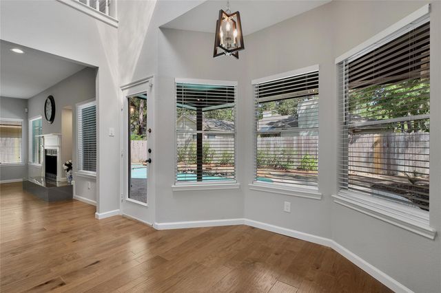 35 Cornerbrook Place, The Woodlands, TX 77381