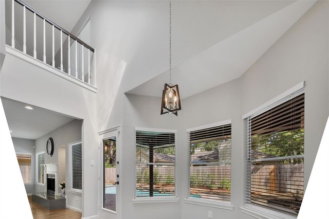 35 Cornerbrook Place, The Woodlands, TX 77381
