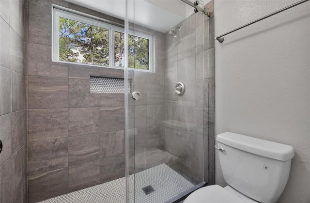 35 Cornerbrook Place, The Woodlands, TX 77381