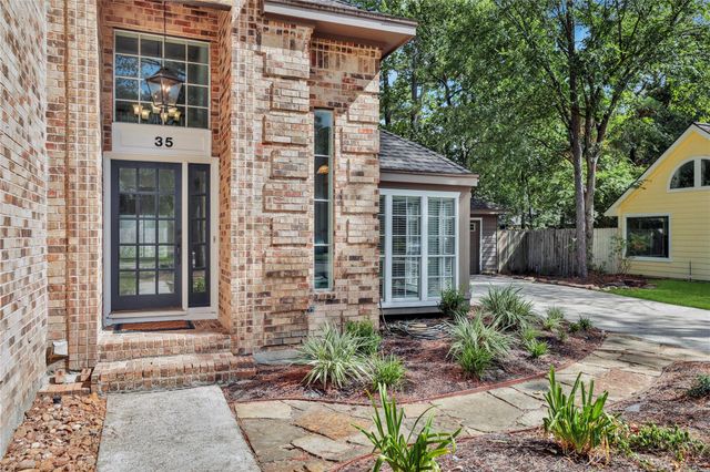 35 Cornerbrook Place, The Woodlands, TX 77381