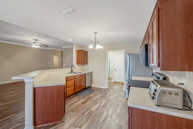 421 W Cumberland 205, Tyler, TX 75703
