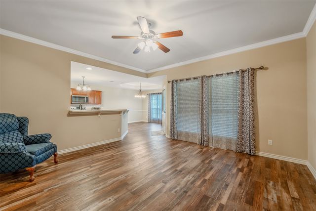 421 W Cumberland 205, Tyler, TX 75703