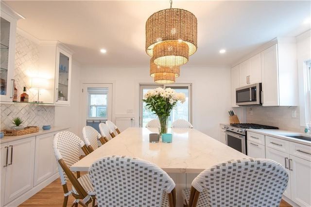 29 Fenner Avenue, Newport, RI 02840