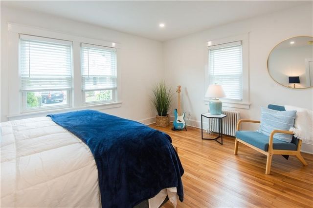 29 Fenner Avenue, Newport, RI 02840