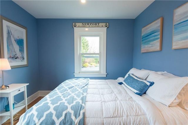 29 Fenner Avenue, Newport, RI 02840
