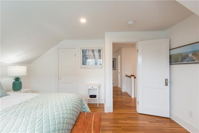 29 Fenner Avenue, Newport, RI 02840
