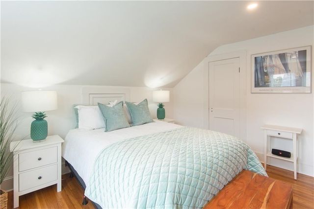 29 Fenner Avenue, Newport, RI 02840