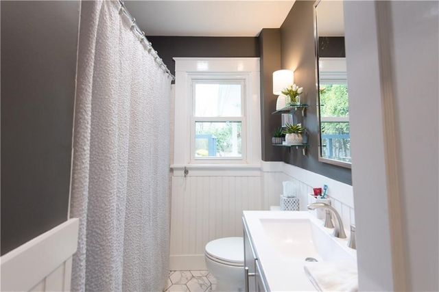 29 Fenner Avenue, Newport, RI 02840