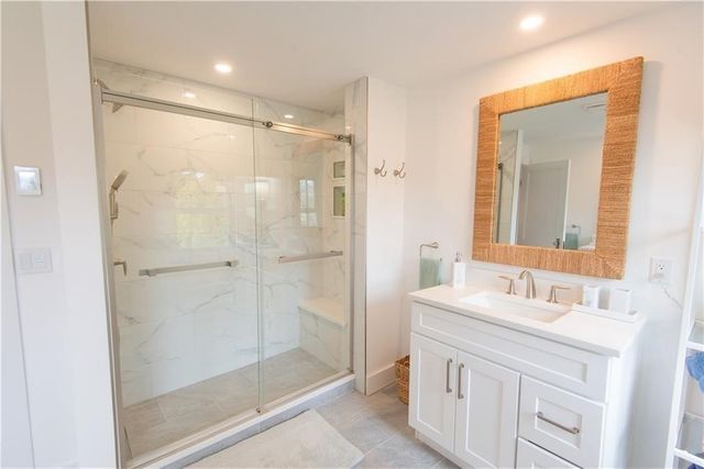 29 Fenner Avenue, Newport, RI 02840