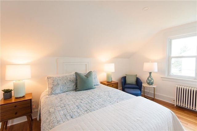 29 Fenner Avenue, Newport, RI 02840