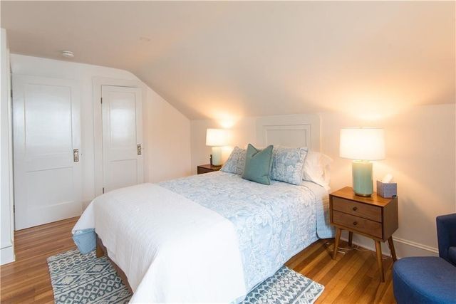 29 Fenner Avenue, Newport, RI 02840