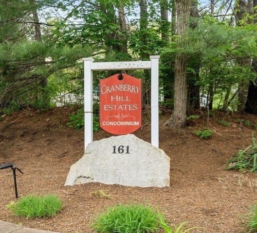 161 Winter St 22, Hanson, MA 02341