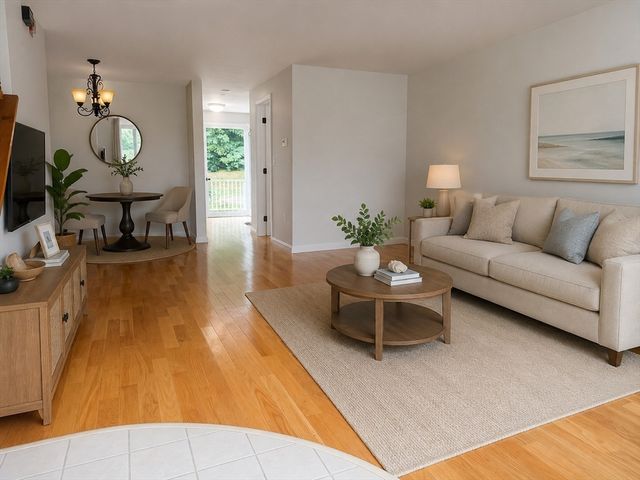 161 Winter St 22, Hanson, MA 02341